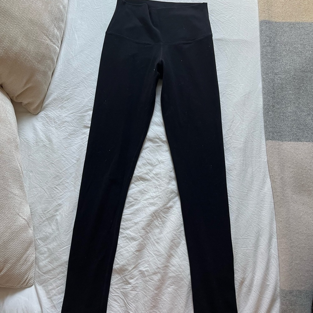 Aritzia TnAction Butter Black High-Waisted Leggings